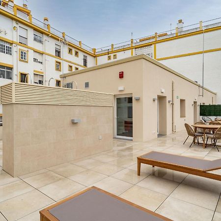 Limehome Sevilla Ronda De Capuchinos Exterior photo